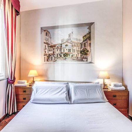 Апартаменти Cozy Flat In Trevi Fountain Рим Екстер'єр фото