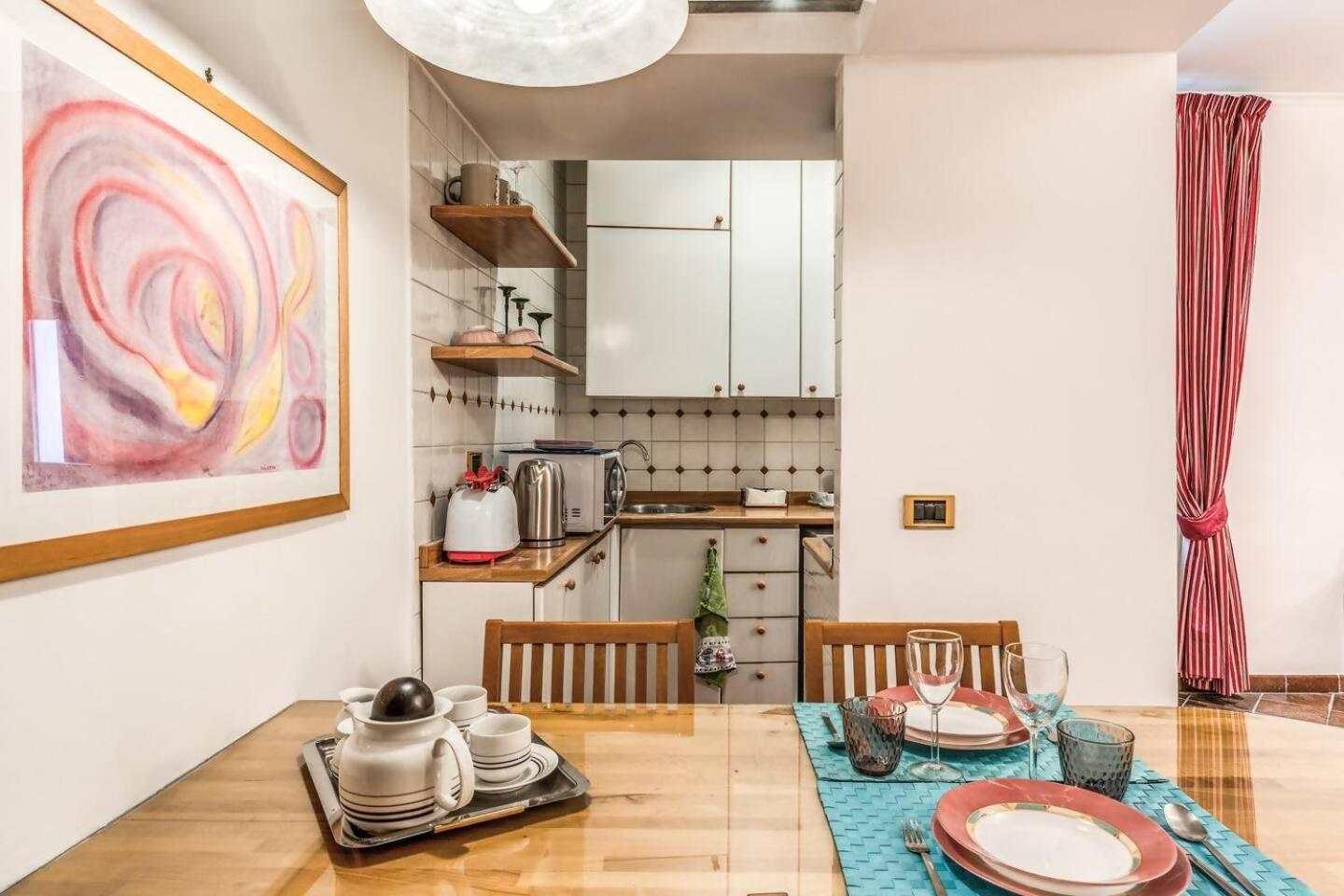 Апартаменти Cozy Flat In Trevi Fountain Рим Екстер'єр фото