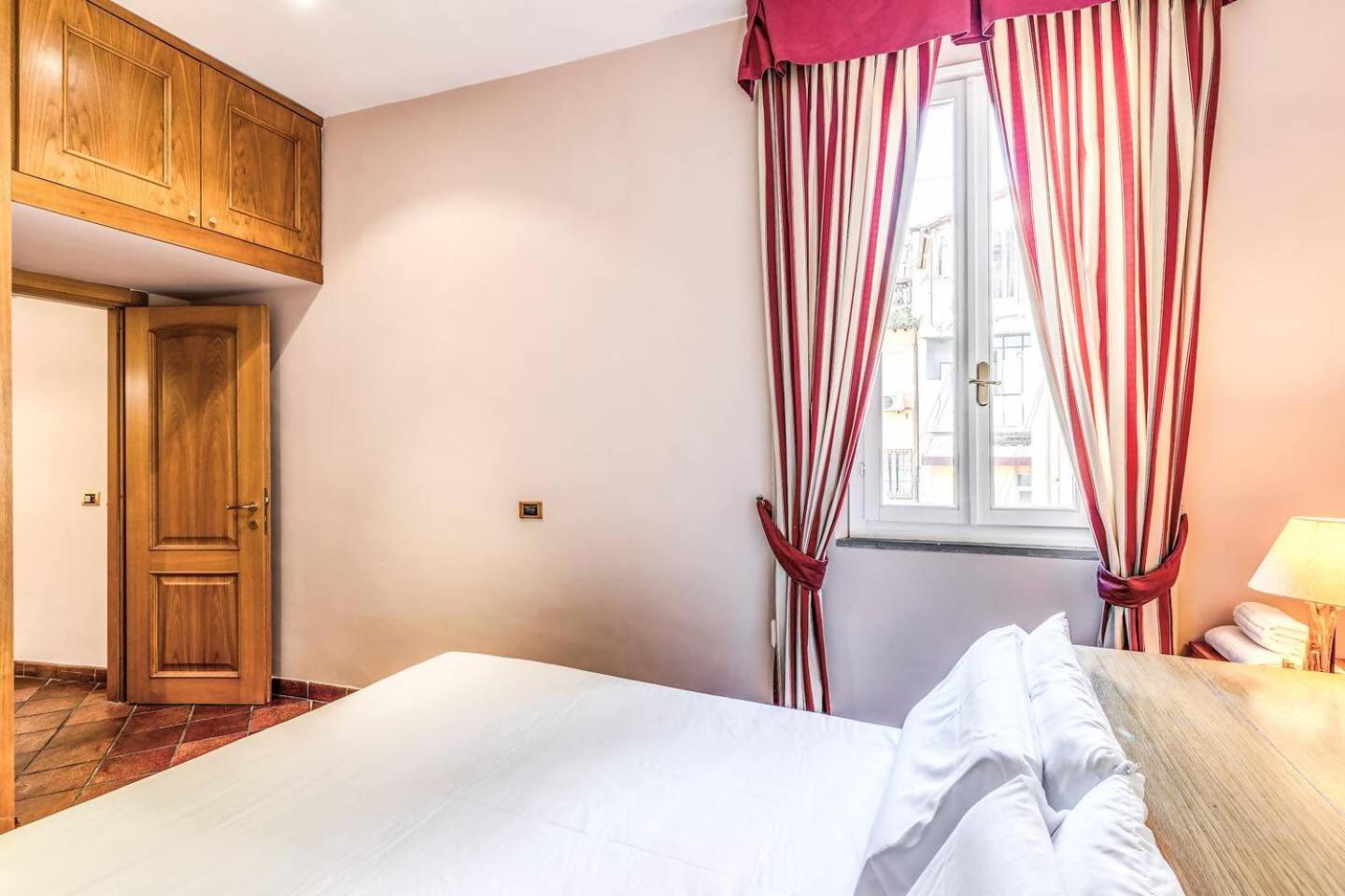 Апартаменти Cozy Flat In Trevi Fountain Рим Екстер'єр фото
